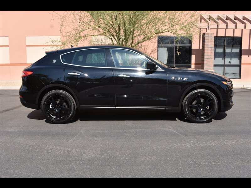 2018 Maserati Levante   - Photo 1 - Mesa, AZ 85201