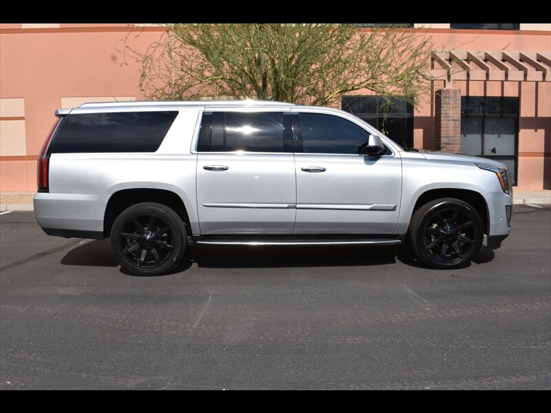 2018 Cadillac Escalade ESV Standard   - Photo 1 - Mesa, AZ 85201