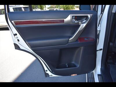2019 Lexus GX 460   - Photo 22 - Mesa, AZ 85201