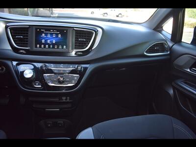 2019 Chrysler Pacifica Touring Plus   - Photo 46 - Mesa, AZ 85201