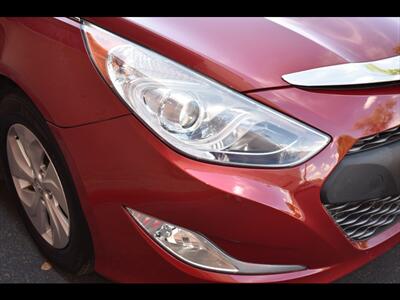 2015 Hyundai SONATA Hybrid - Photo 39 - Mesa, AZ 85201