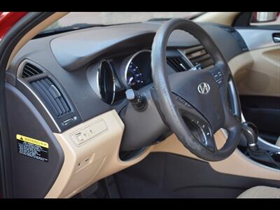 2015 Hyundai SONATA Hybrid - Photo 14 - Mesa, AZ 85201