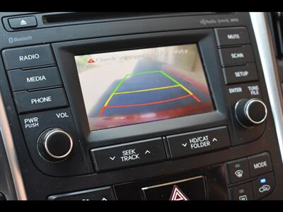 2015 Hyundai SONATA Hybrid - Photo 11 - Mesa, AZ 85201