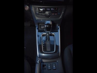 2019 Nissan Sentra SR   - Photo 13 - Mesa, AZ 85201