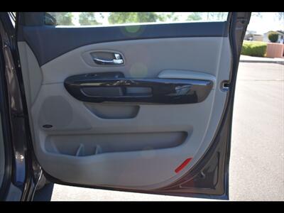 2016 Kia Sedona SX   - Photo 36 - Mesa, AZ 85201