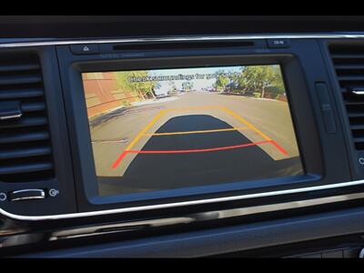 2016 Kia Sedona SX   - Photo 11 - Mesa, AZ 85201