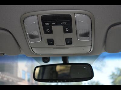 2016 Kia Sedona SX   - Photo 33 - Mesa, AZ 85201