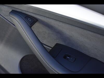 2023 Tesla Model Y Performance   - Photo 39 - Mesa, AZ 85201