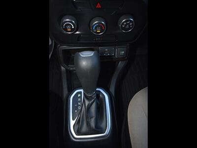 2020 Jeep Renegade Sport   - Photo 12 - Mesa, AZ 85201