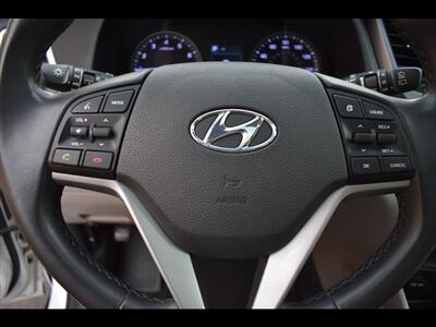 2017 Hyundai TUCSON Value   - Photo 14 - Mesa, AZ 85201