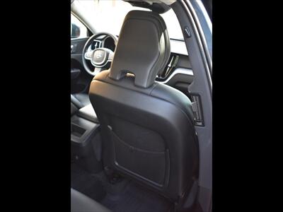 2020 Volvo XC60 T5 Momentum   - Photo 22 - Mesa, AZ 85201