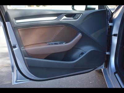 2017 Audi A3 2.0T Premium   - Photo 18 - Mesa, AZ 85201