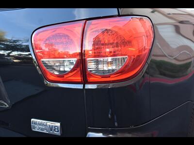 2016 Toyota Sequoia Limited   - Photo 63 - Mesa, AZ 85201