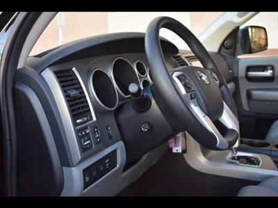 2016 Toyota Sequoia Limited   - Photo 15 - Mesa, AZ 85201