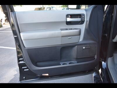 2016 Toyota Sequoia Limited   - Photo 18 - Mesa, AZ 85201