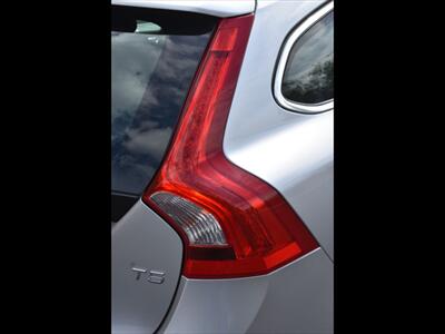 2015 Volvo V60 T5 Drive-E Premier   - Photo 45 - Mesa, AZ 85201