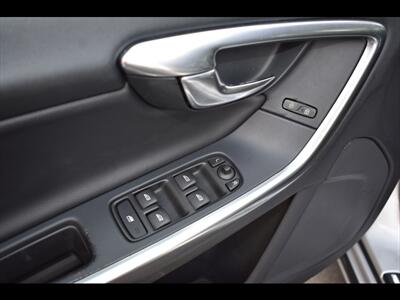 2015 Volvo V60 T5 Drive-E Premier   - Photo 15 - Mesa, AZ 85201