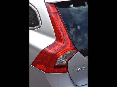 2015 Volvo V60 T5 Drive-E Premier   - Photo 43 - Mesa, AZ 85201