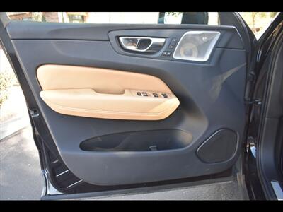 2018 Volvo XC60 T6 Inscription   - Photo 18 - Mesa, AZ 85201