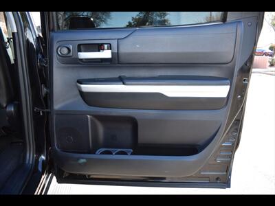 2015 Toyota Tundra SR5   - Photo 28 - Mesa, AZ 85201