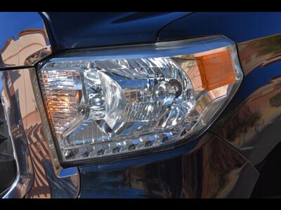 2015 Toyota Tundra SR5   - Photo 50 - Mesa, AZ 85201
