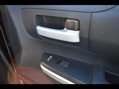 2015 Toyota Tundra SR5   - Photo 36 - Mesa, AZ 85201