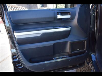 2015 Toyota Tundra SR5   - Photo 17 - Mesa, AZ 85201