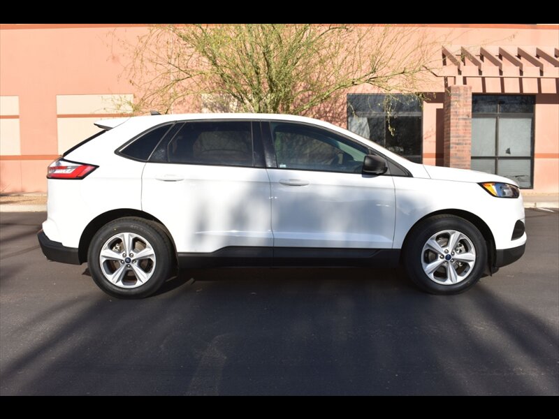 2020 Ford Edge SE   - Photo 1 - Mesa, AZ 85201