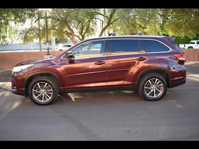 2019 Toyota Highlander XLE - Photo 4 - Mesa, AZ 85201