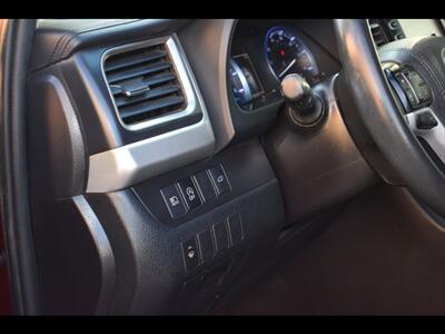 2019 Toyota Highlander XLE - Photo 14 - Mesa, AZ 85201
