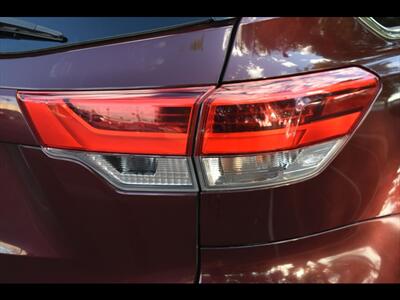 2019 Toyota Highlander XLE - Photo 56 - Mesa, AZ 85201