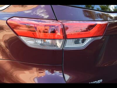 2019 Toyota Highlander XLE - Photo 53 - Mesa, AZ 85201
