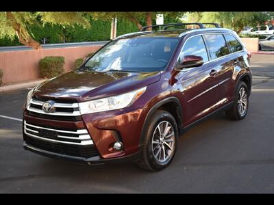 2019 Toyota Highlander XLE - Photo 3 - Mesa, AZ 85201