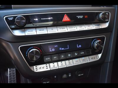 2019 Hyundai SONATA Limited 2.0T   - Photo 12 - Mesa, AZ 85201