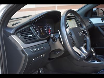2019 Hyundai SONATA Limited 2.0T   - Photo 15 - Mesa, AZ 85201