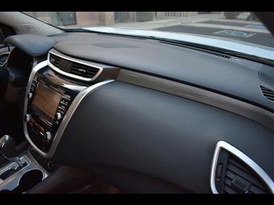 2017 Nissan Murano SV   - Photo 33 - Mesa, AZ 85201