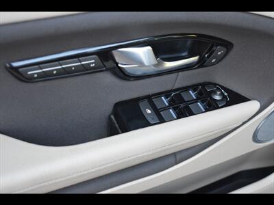 2018 Land Rover Range Rover Evoque SE - Photo 18 - Mesa, AZ 85201