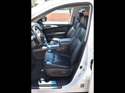 2017 Nissan Pathfinder SL - Photo 17 - Mesa, AZ 85201