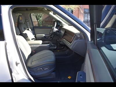 2023 Rivian R1S Adventure   - Photo 40 - Mesa, AZ 85201