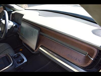 2023 Rivian R1S Adventure   - Photo 45 - Mesa, AZ 85201
