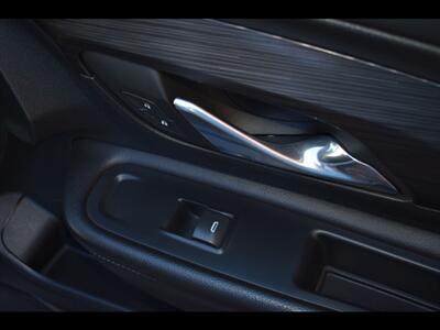 2023 GMC Terrain SLT - Photo 36 - Mesa, AZ 85201