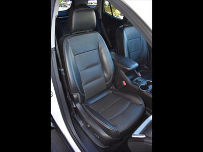 2023 GMC Terrain SLT - Photo 34 - Mesa, AZ 85201