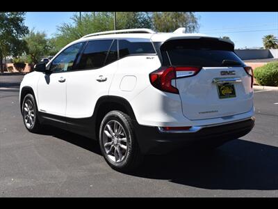 2023 GMC Terrain SLT - Photo 6 - Mesa, AZ 85201
