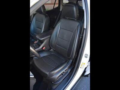 2023 GMC Terrain SLT - Photo 17 - Mesa, AZ 85201