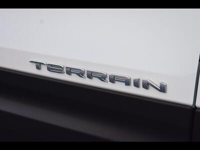2023 GMC Terrain SLT - Photo 54 - Mesa, AZ 85201