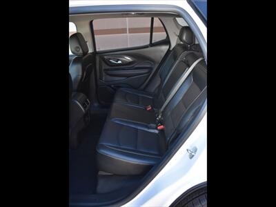 2023 GMC Terrain SLT - Photo 20 - Mesa, AZ 85201