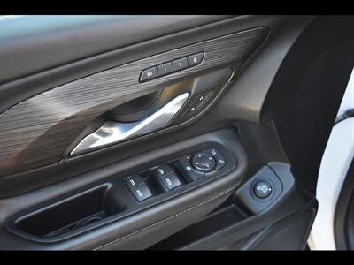 2023 GMC Terrain SLT - Photo 19 - Mesa, AZ 85201
