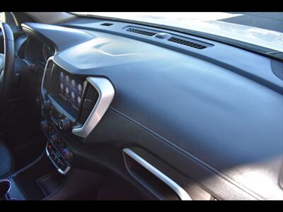 2023 GMC Terrain SLT - Photo 37 - Mesa, AZ 85201