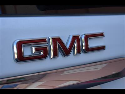 2023 GMC Terrain SLT - Photo 51 - Mesa, AZ 85201