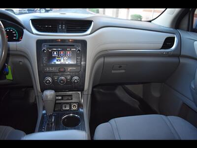2017 Chevrolet Traverse LT   - Photo 34 - Mesa, AZ 85201